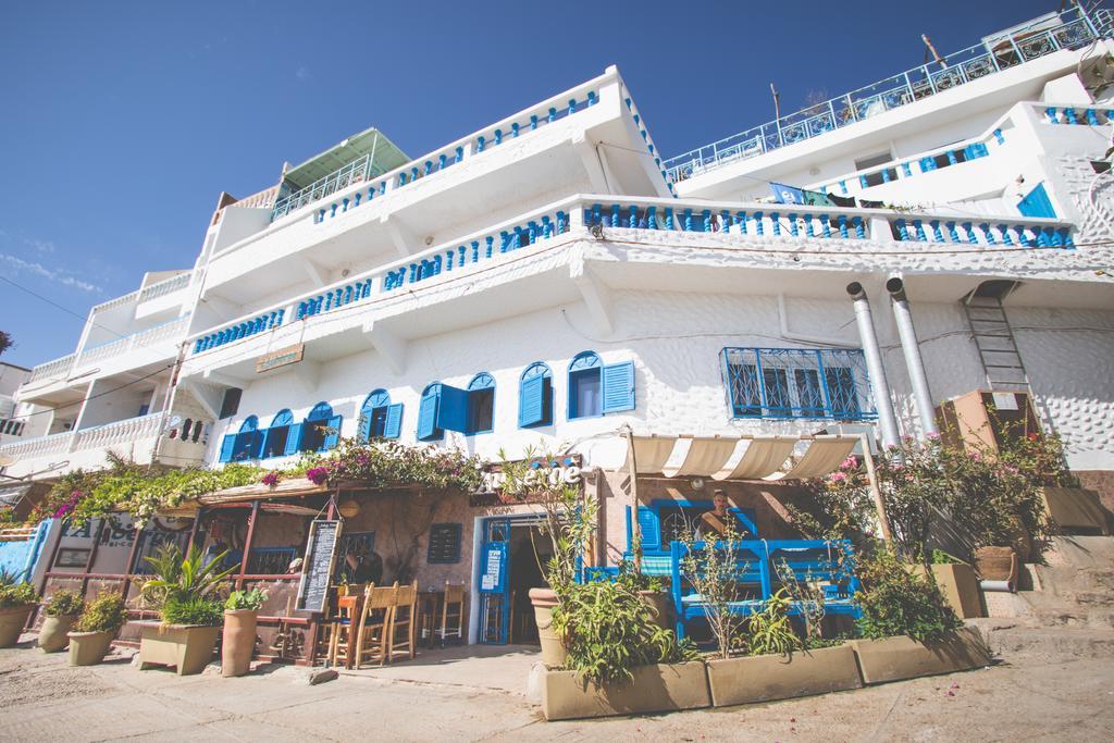 Surf Maroc's Auberge Taghazout Exterior foto