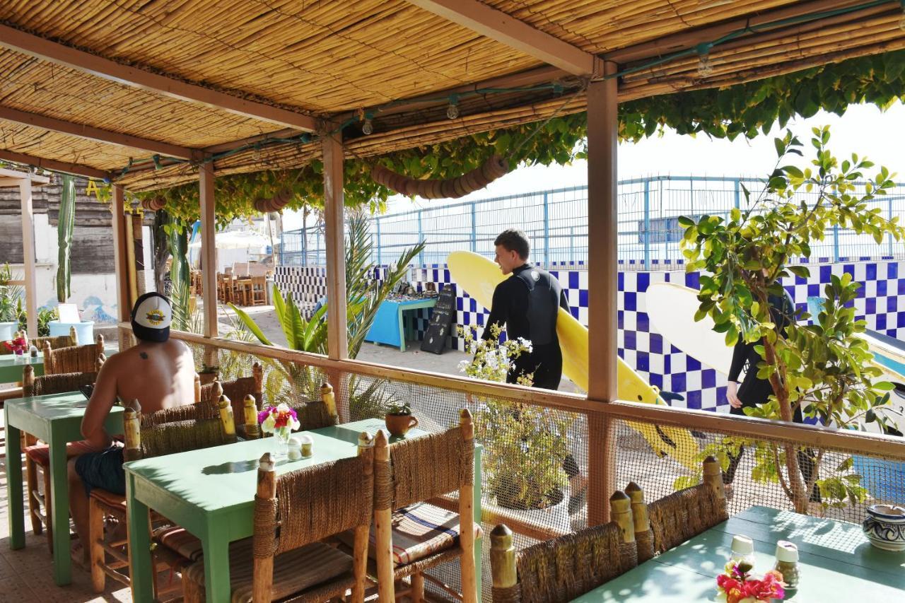 Surf Maroc's Auberge Taghazout Exterior foto